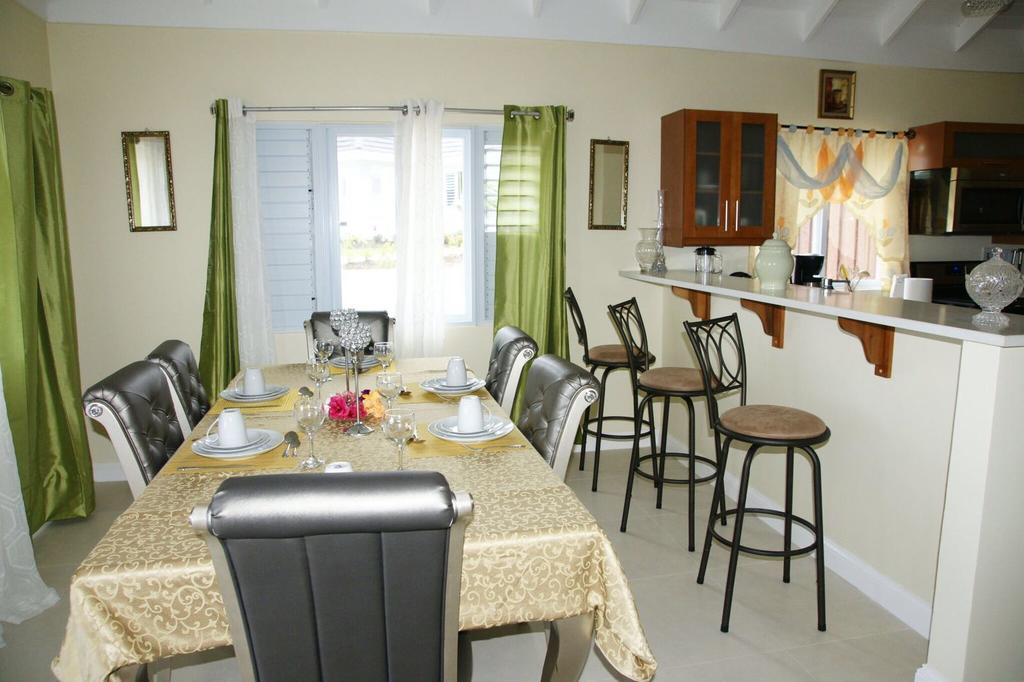 Villa @ The Palms Priory Dış mekan fotoğraf
